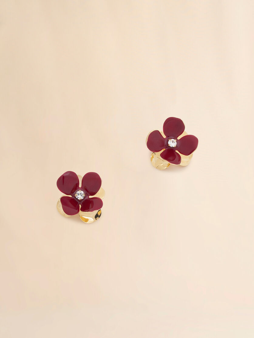 Pair of Metal Flower Earrings
