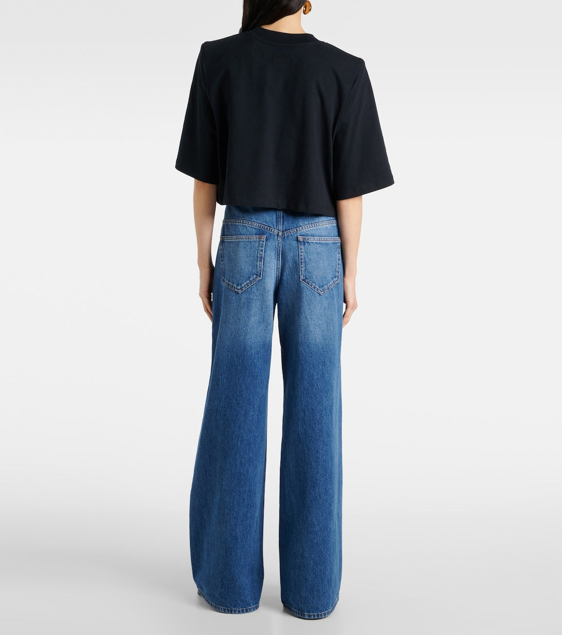 Zaely Tee