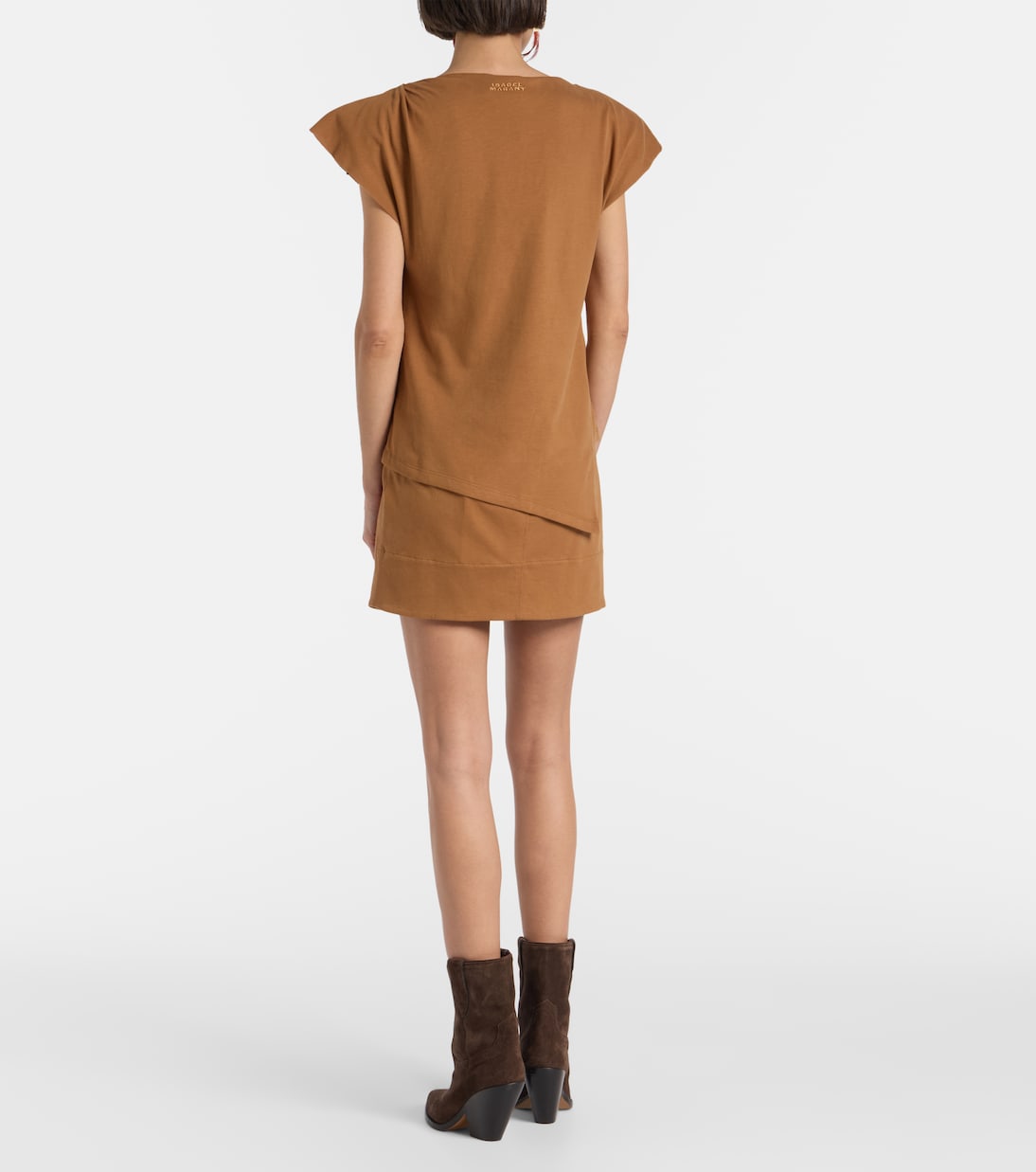 Sebani Tee