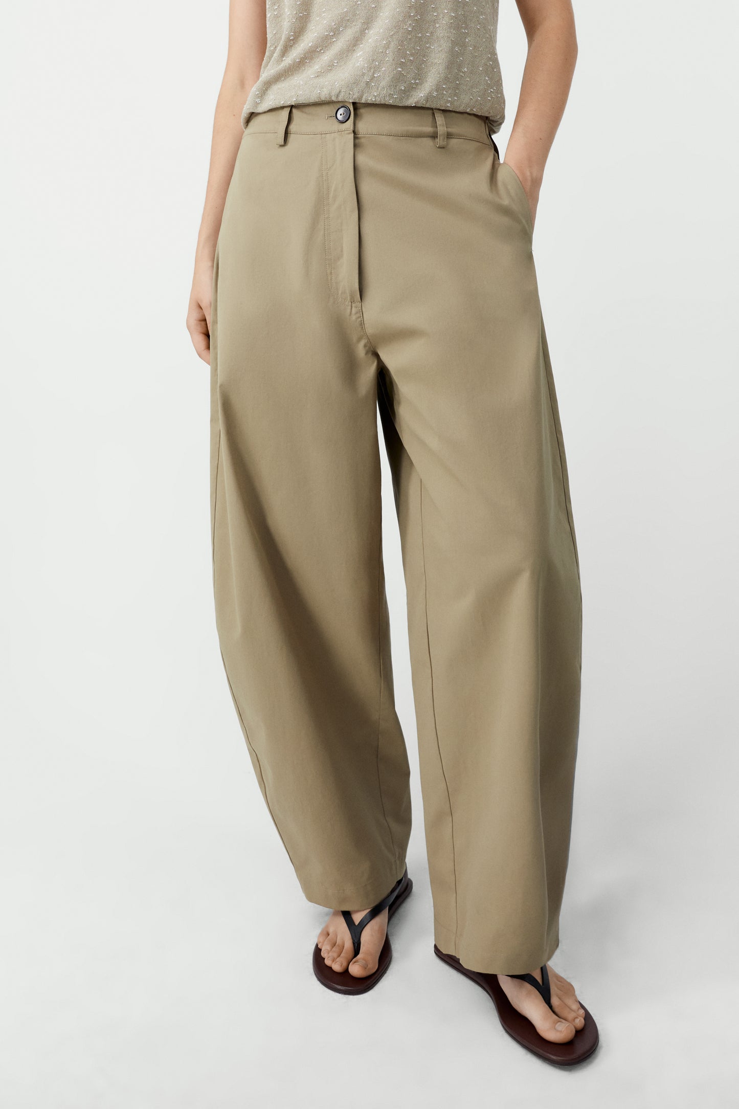 Cotton Curved Pants in Camel