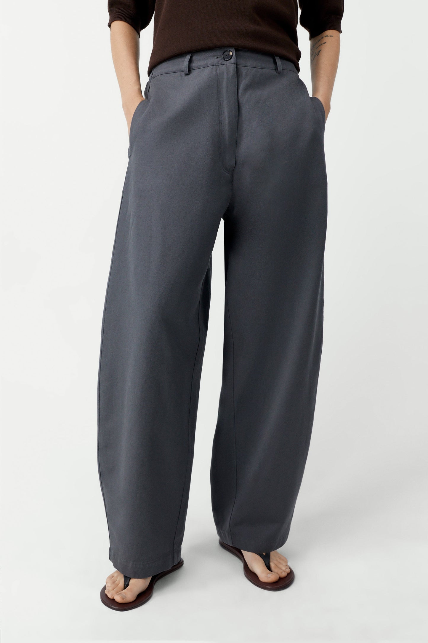 Cotton and Linen Curved Pants