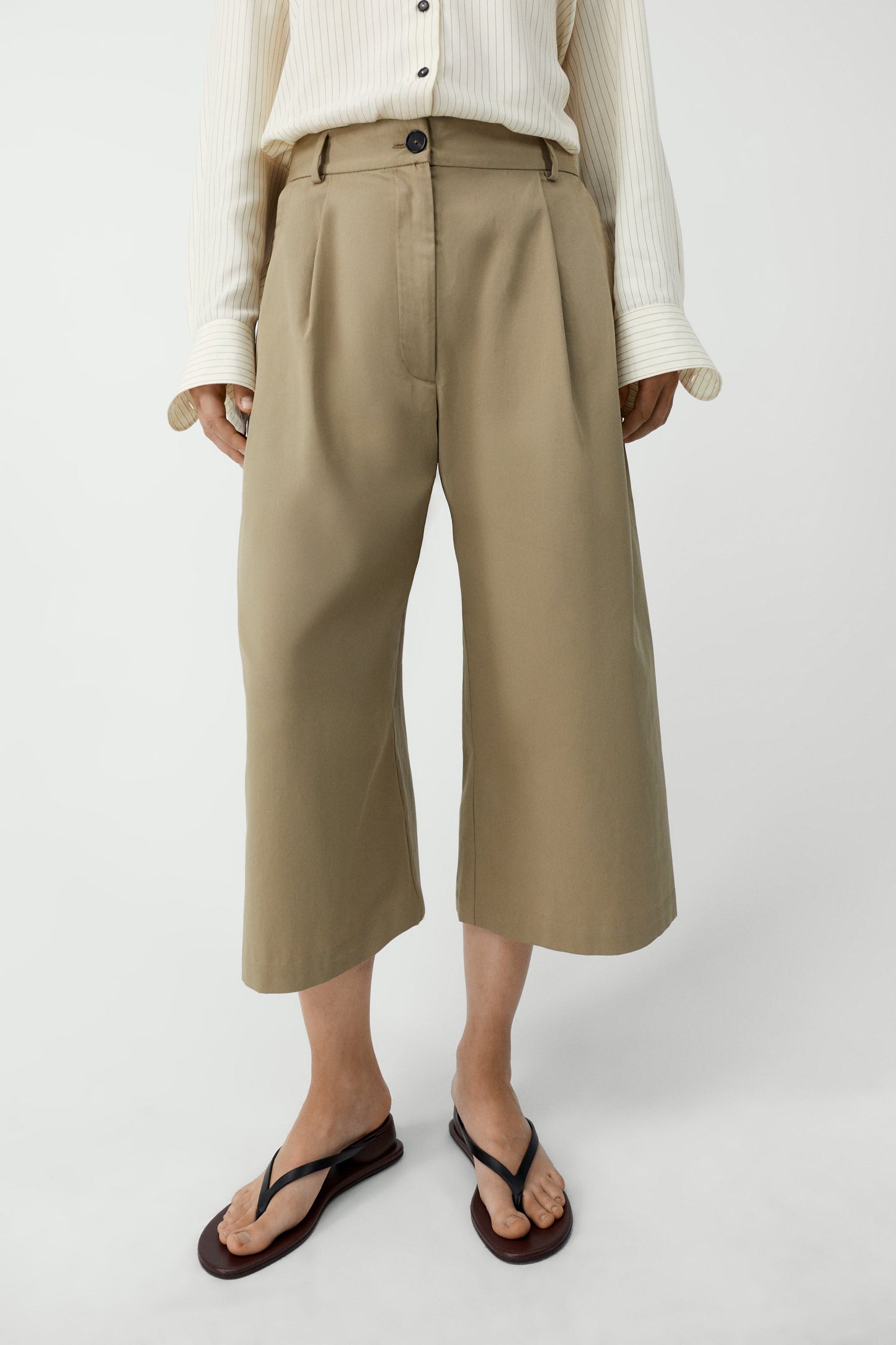 Cotton Capri Pants