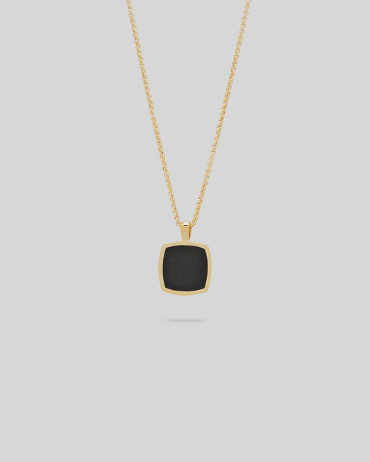 Cushion Pendant Onyx Gold
