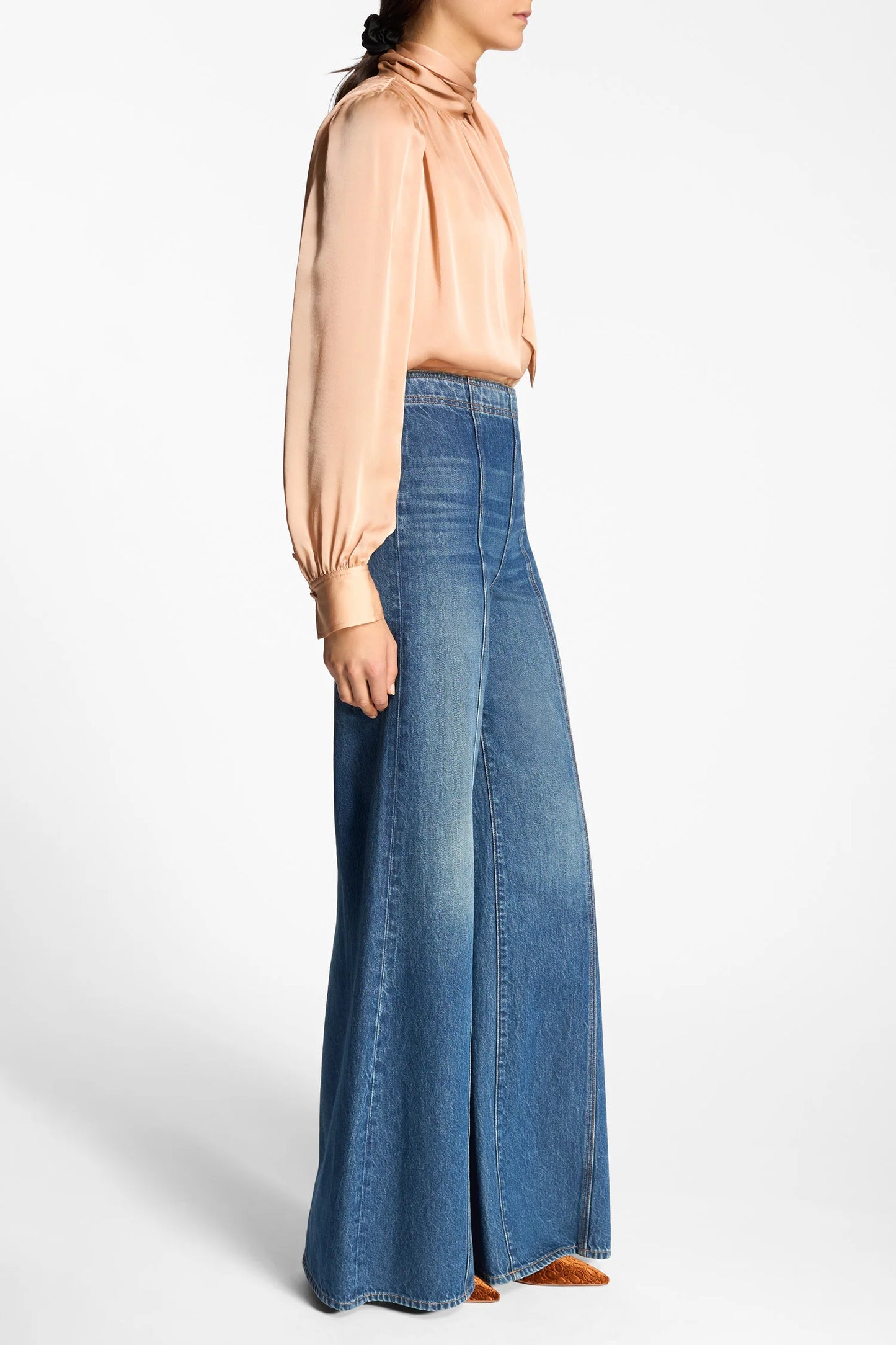 The Bianca Wide Leg Seamed Jean