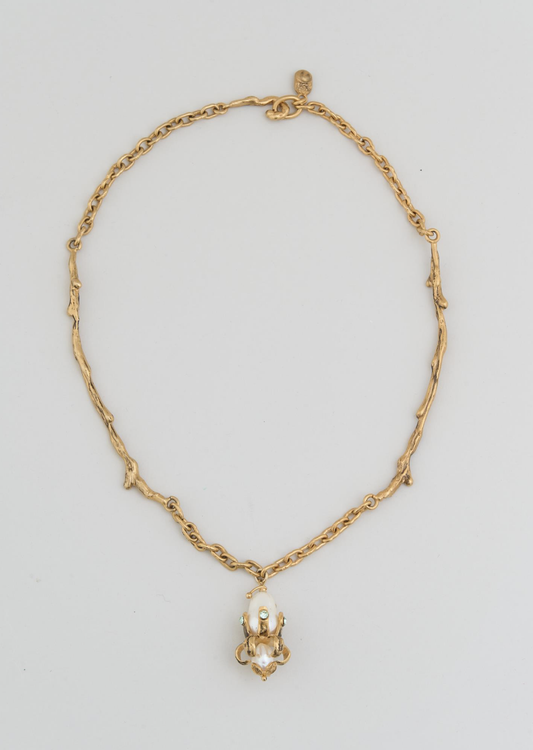Metal & Pearls Necklace