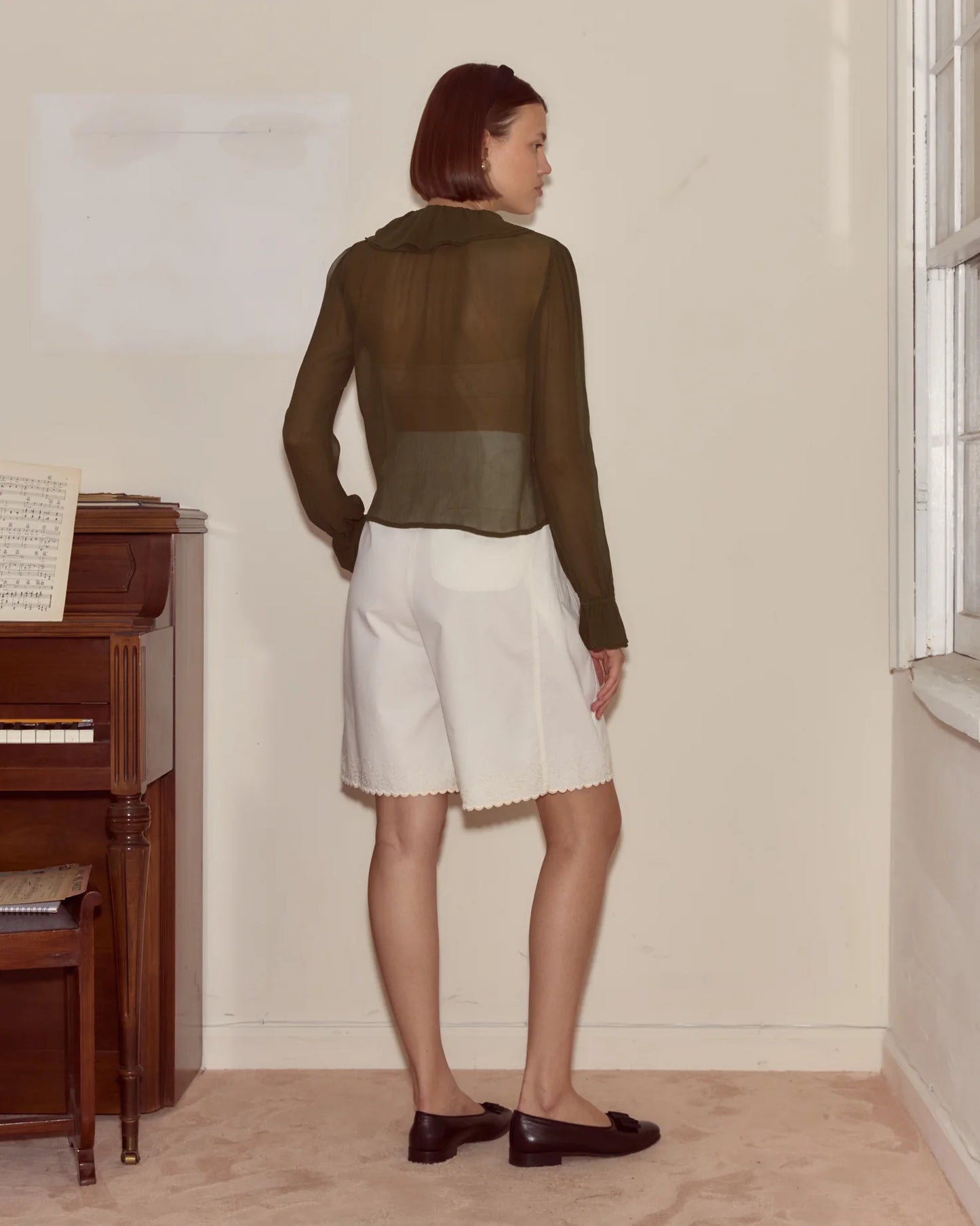Flounce Blouse in Olive