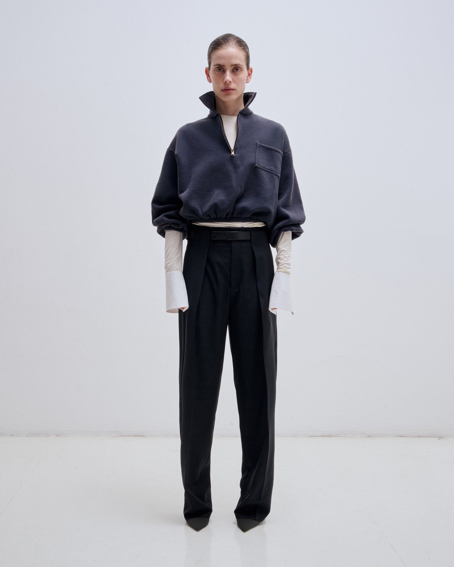 Ronda Leather Belt Wool Pleated Trousers