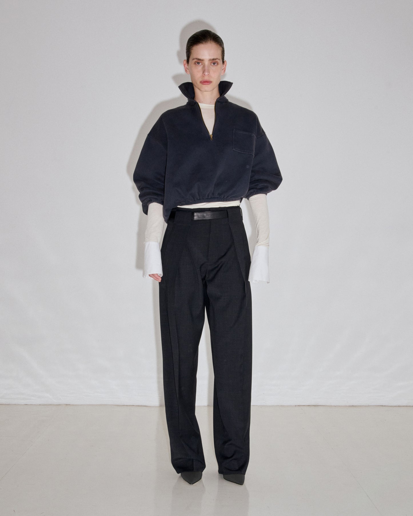 Ronda Leather Belt Wool Pleated Trousers
