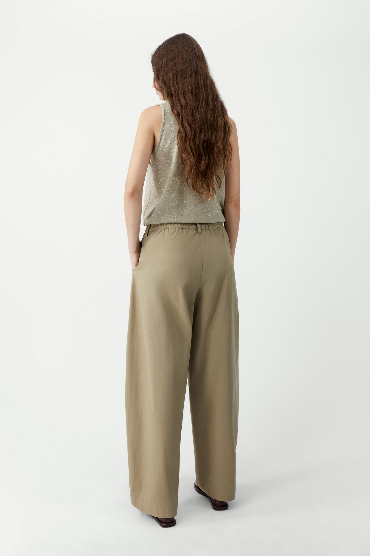 Cotton Curved Pants in Camel